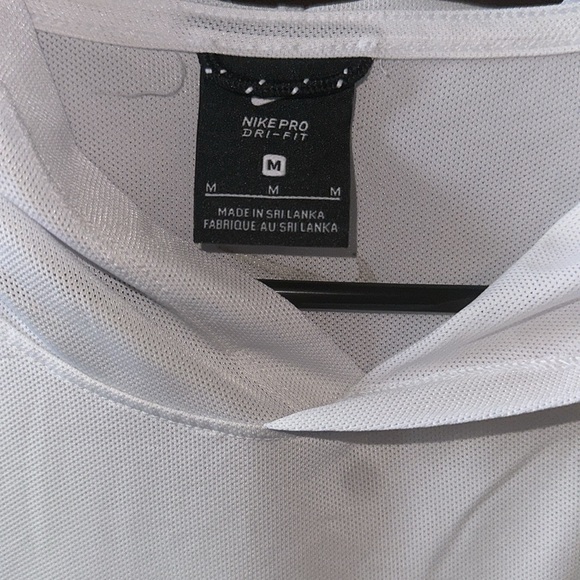 Nike Pro Dri Fit - Picture 2 of 3